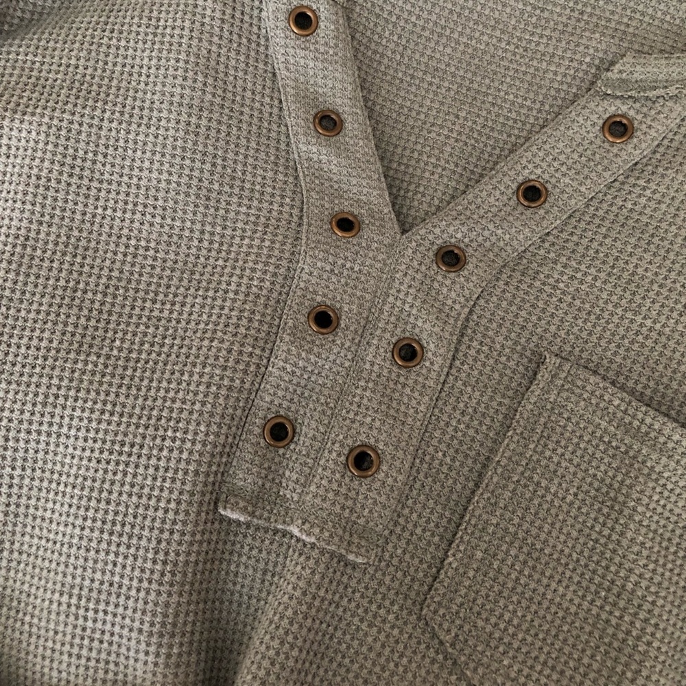 army green top - Picture 3 of 4